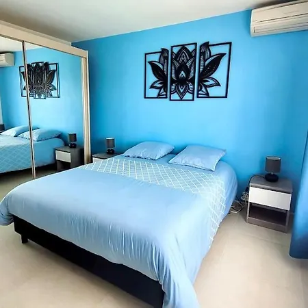Apartment Spacieux ,4 Pers,piscine & Vue Antibes
